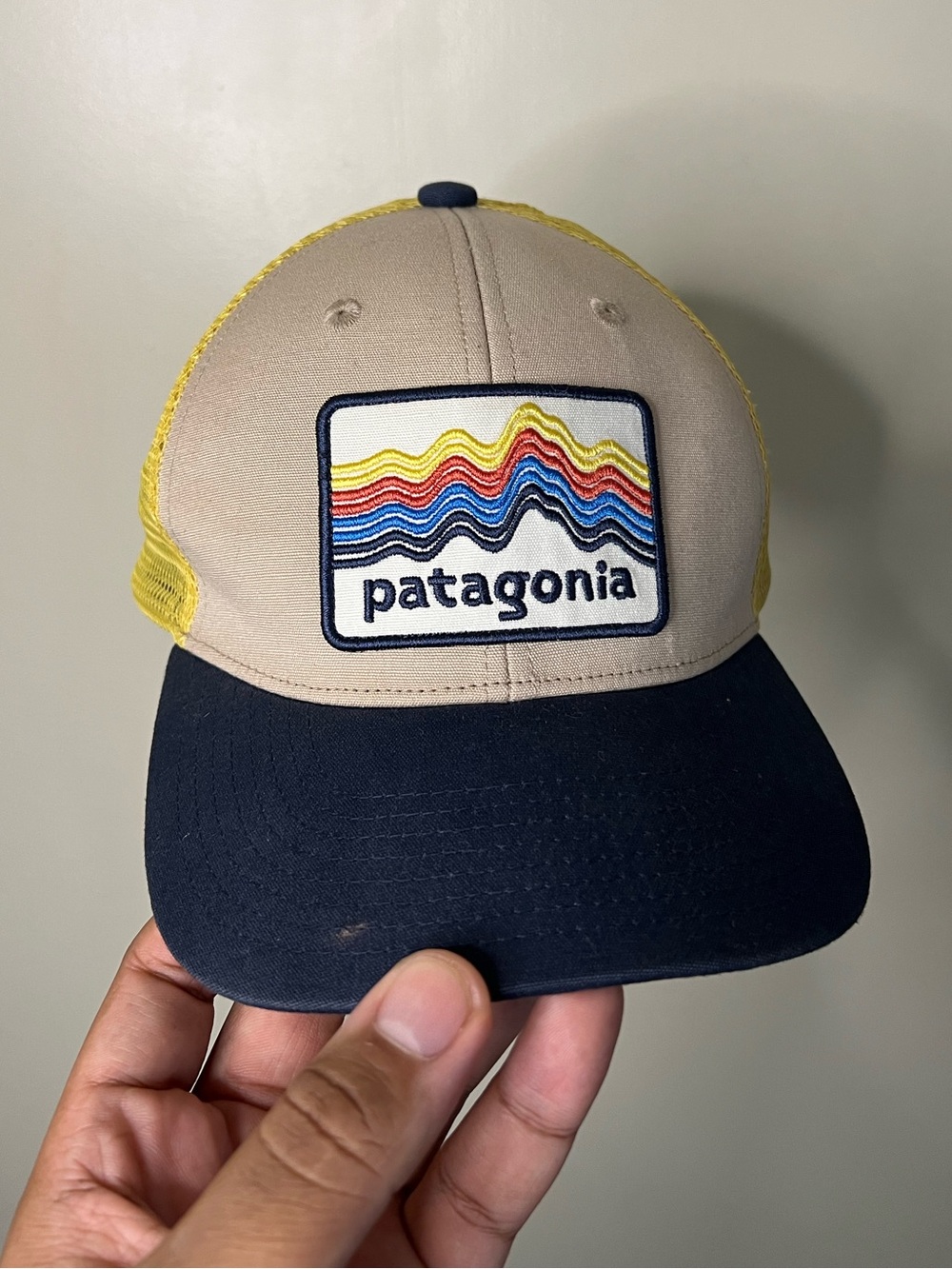 Patagonia Ridge Rise Stripe Oar Tan Yellow Youth Kids Trucker Hat Snapback